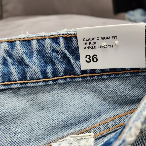 NWT ZARA Classic Mom Fit High-Rise Ankle Length Ripped Jeans - Picture 9 of 11